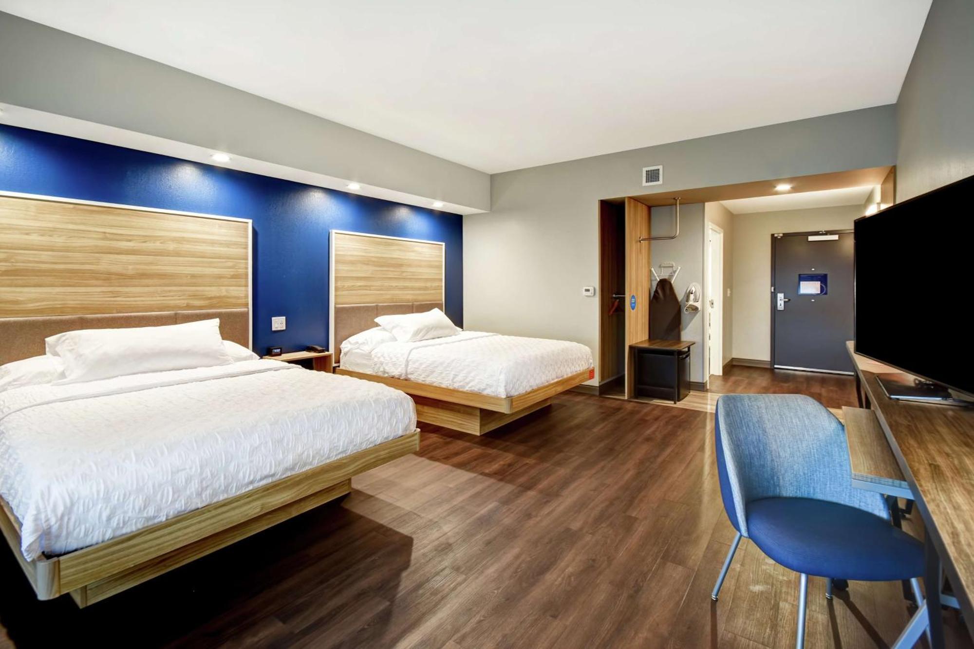 Tru By Hilton Syracuse-Camillus Hotel Екстериор снимка