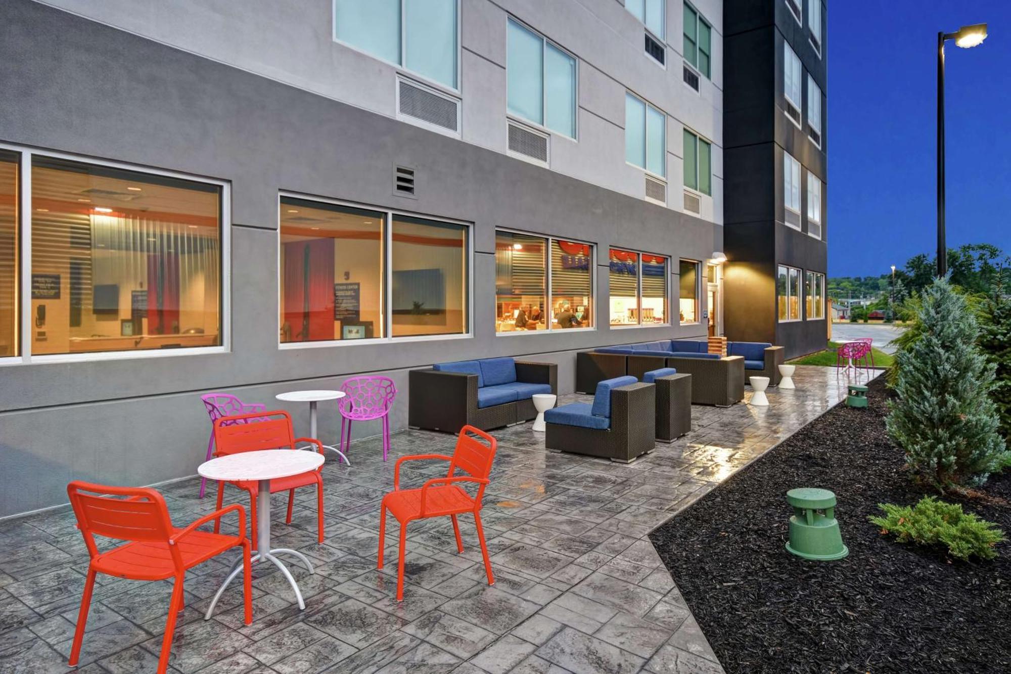 Tru By Hilton Syracuse-Camillus Hotel Екстериор снимка